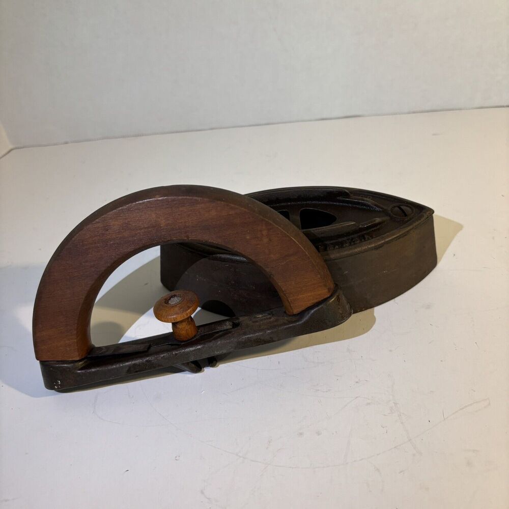 Colebrookdale Iron Co. Antique Sad Iron Vintage Clothes Detachable Handle Type C - Picture 7 of 12